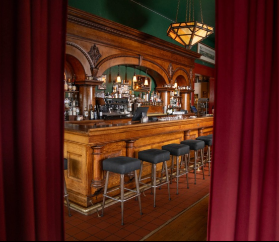 Humble Holiday Haunts