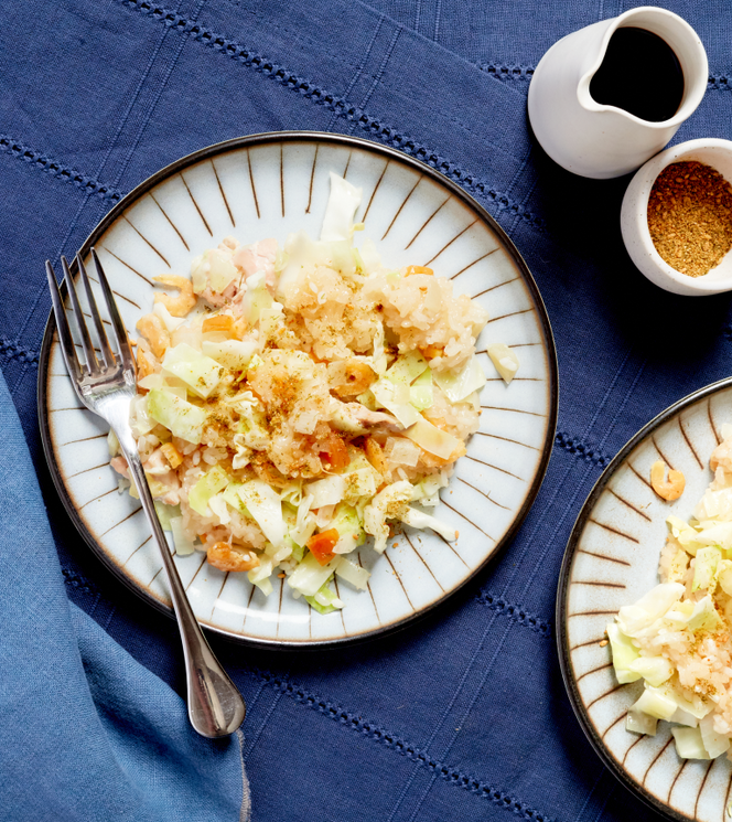 Japanese-style Sticky Rice with Chicken and Cabbage